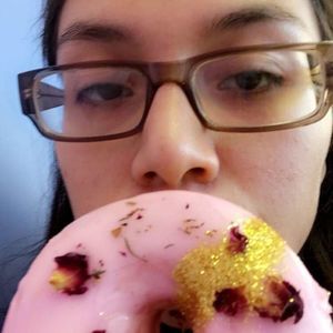 Meet your Posher, Vanessa